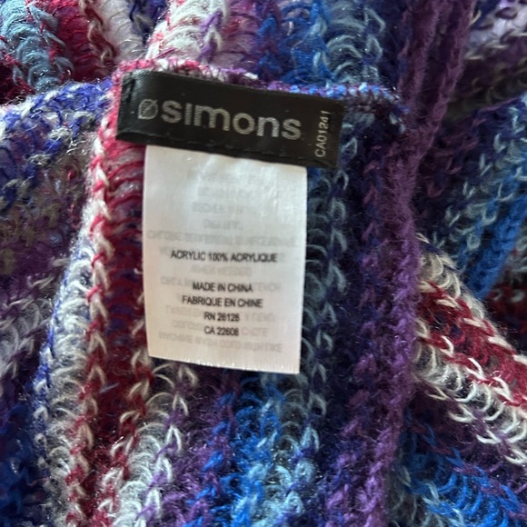 Simons Vibrant Knit Scarf with Red, Blue, and Purple - Picture 2 of 2